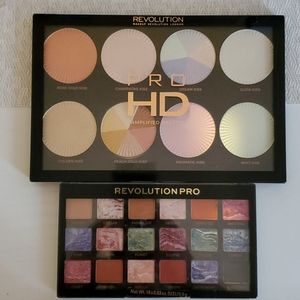 Highlighter and eyeshadow palette bundle